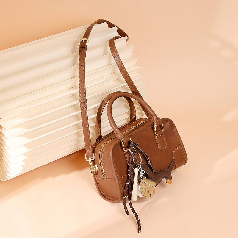 Chic Leather Bucket Bag