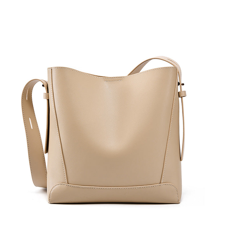 Relaxed Structured Shoulder Tote