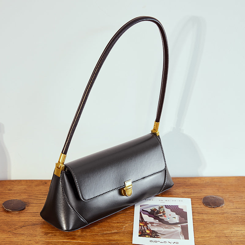Elegant Leather Tote Purse