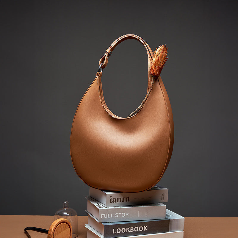 Classic Minimalist Shoulder Bag
