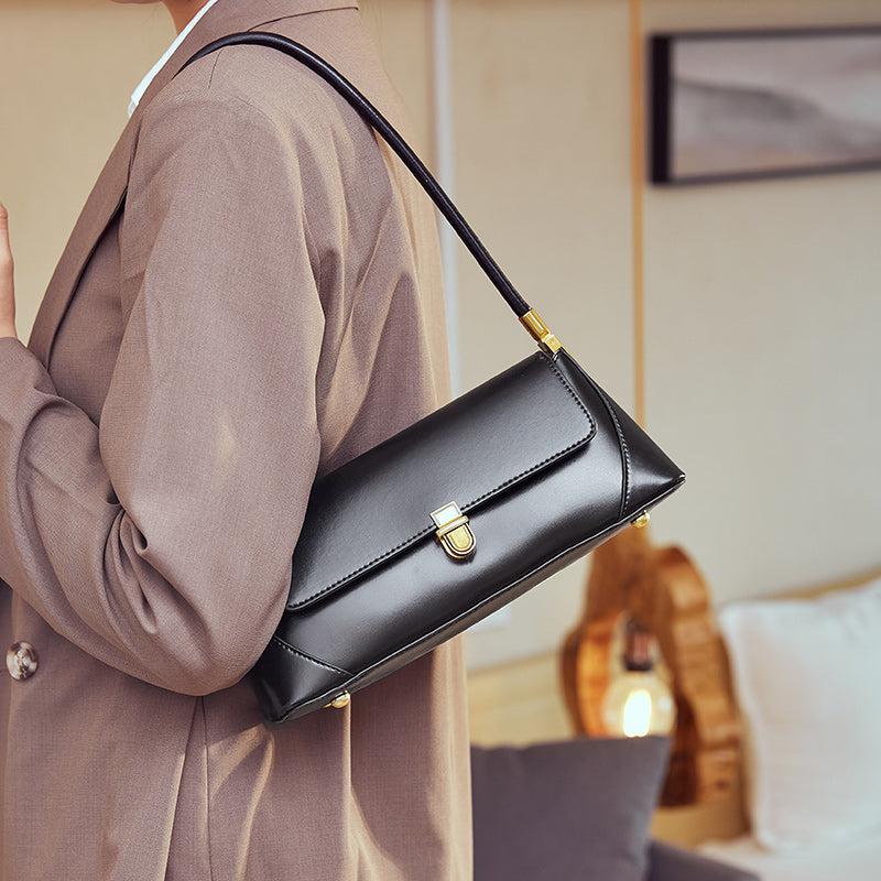 Elegant Leather Tote Purse